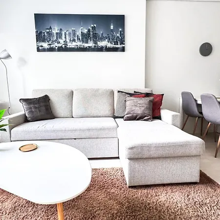 Vibrant 5 Min To Design District