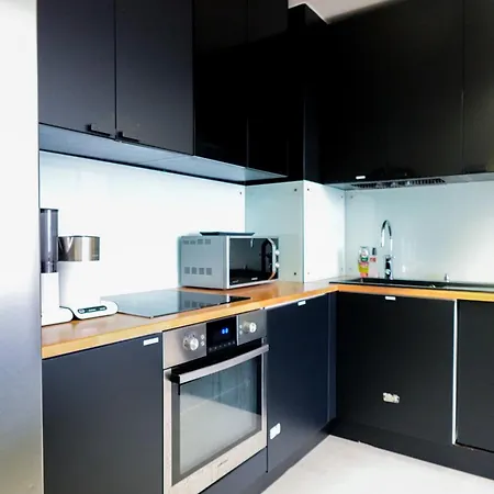 Vibrant 5 Min To Design District Helsinki