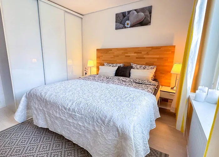 Διαμέρισμα Vibrant 5 Min To Design District