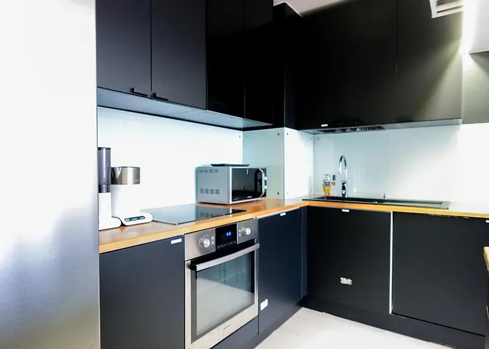 Vibrant 5 Min To Design District Ελσίνκι