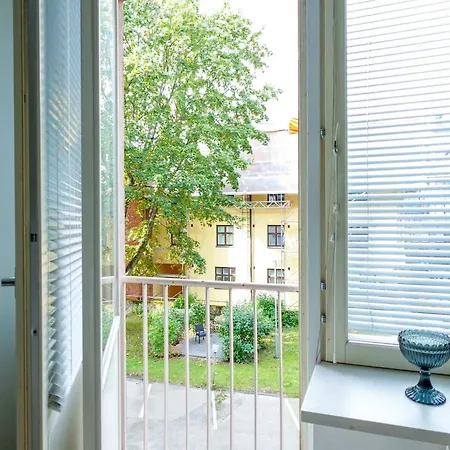 Apartamento Guestfirst- Vibrant 5 Min To Design District *